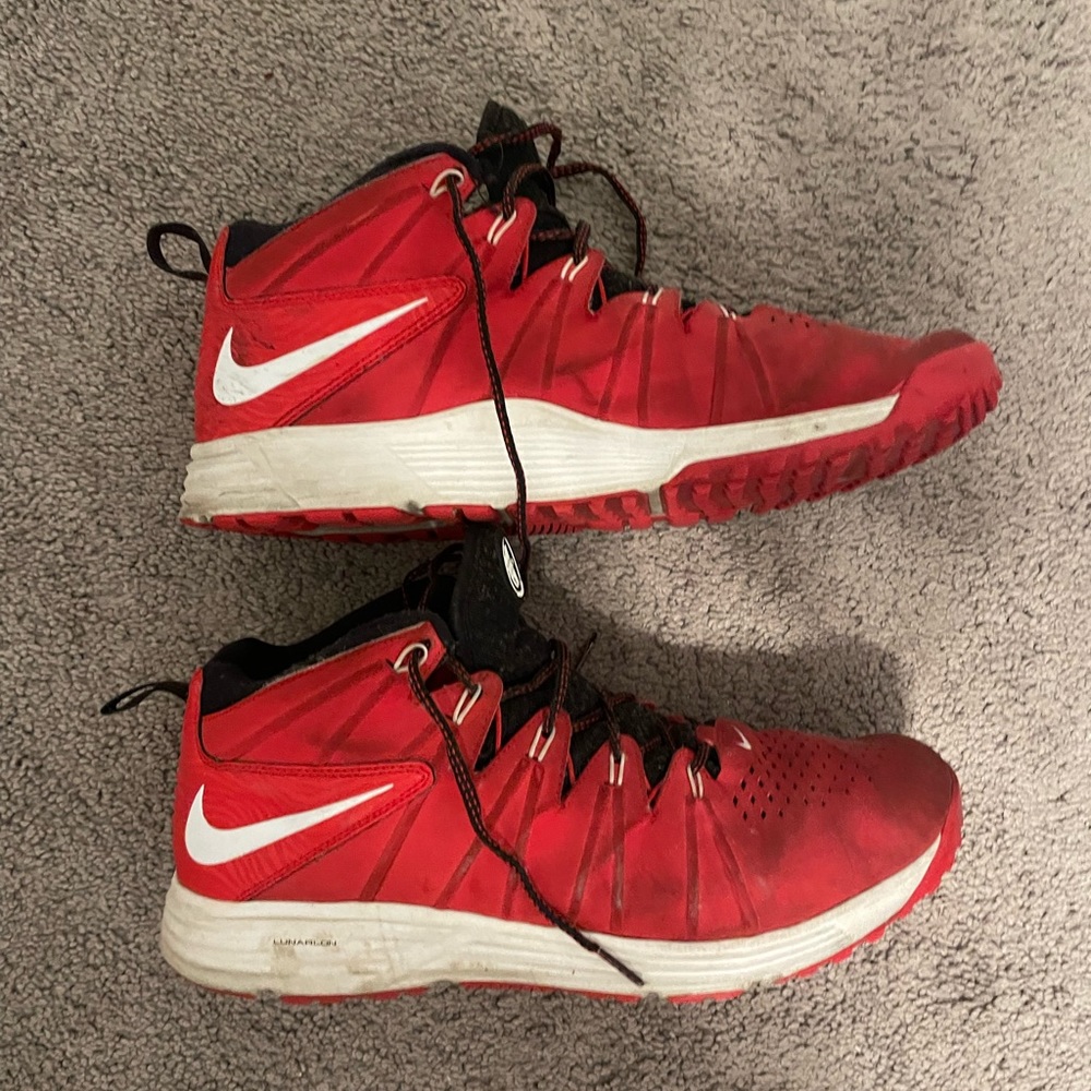 Nike hurrache turf shoes